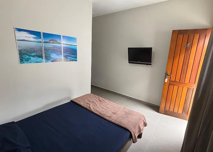 Pousada Riviera & Itaguare Com Piscina Climatizada!