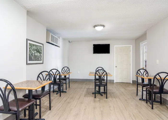 The Townhouse Inn
