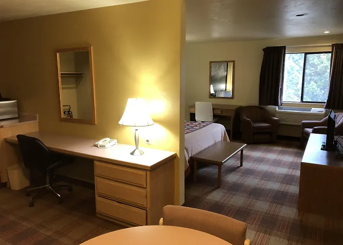 Super 8 By Wyndham Kennewick