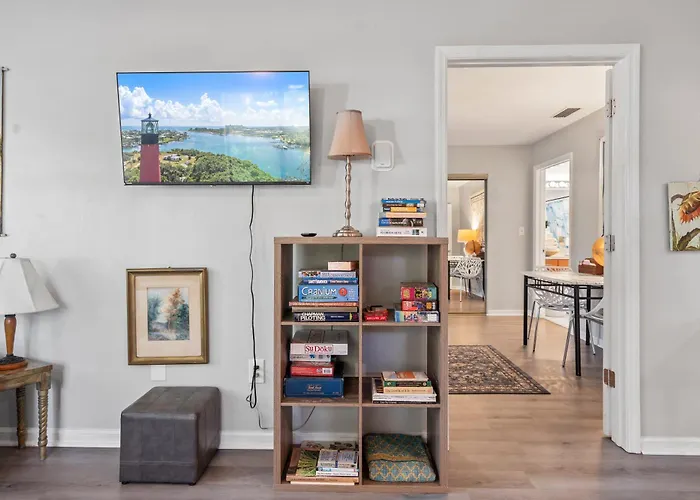 Guesthouse In High Springs! Walk To Downtown, Close To Springs!