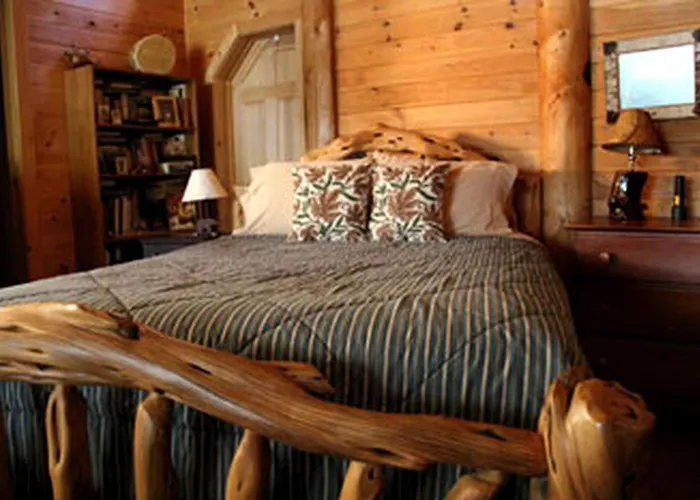 Beautiful Log Cabin With Jacuzzi Bathtub In The Heart Of Adirondack State Park