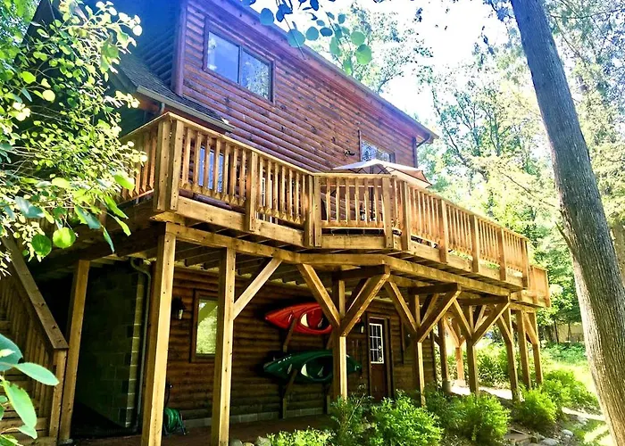 Cozy And Spacious Log Cabin Rental Near Burt Lake State Park In Michigan