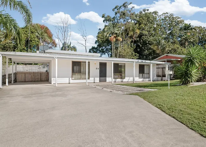 Lush Kuluin Escape Private Pool & Short Drive To Mooloolaba Beach