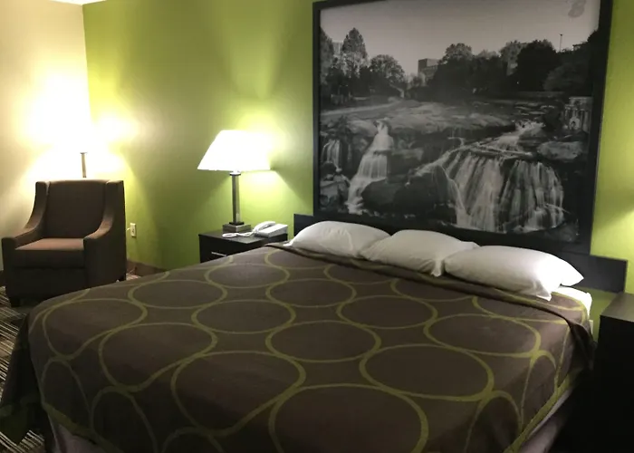 Super 8 By Wyndham Greer/Spartanburg Area
