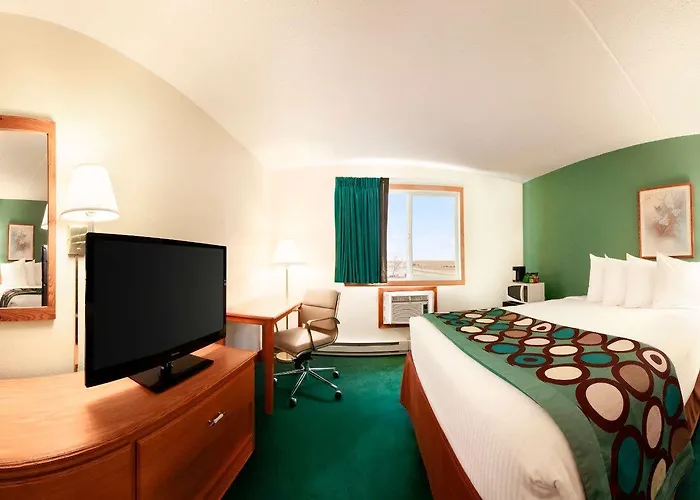 Super 8 By Wyndham West Fargo Main Ave Nd