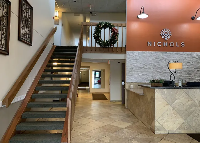 Nichols Inn & Suites