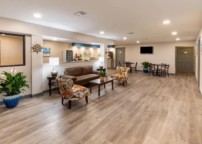 Baymont By Wyndham Biloxi - Ocean Springs