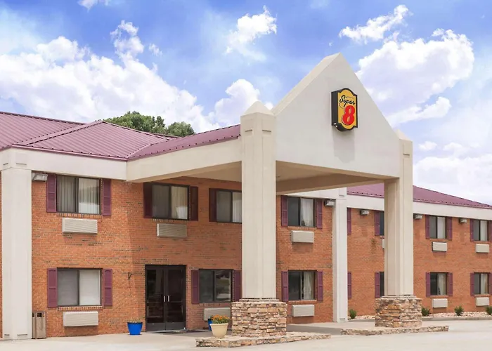 Super 8 By Wyndham Eddyville/Kuttawa