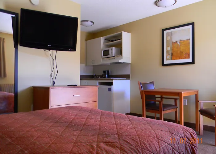 Stay Inn & Suites - Stockbridge