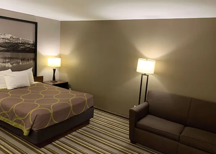Super 8 By Wyndham Durango