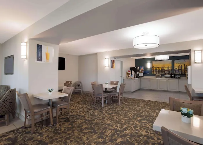 Best Western Flagship Inn
