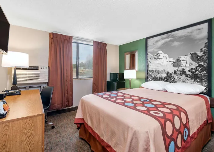 Super 8 By Wyndham Pierre Sd