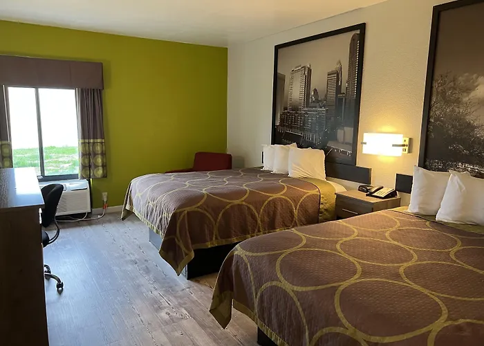 Super 8 By Wyndham Clemmons - Bermuda Run - Winston-Salem I-40