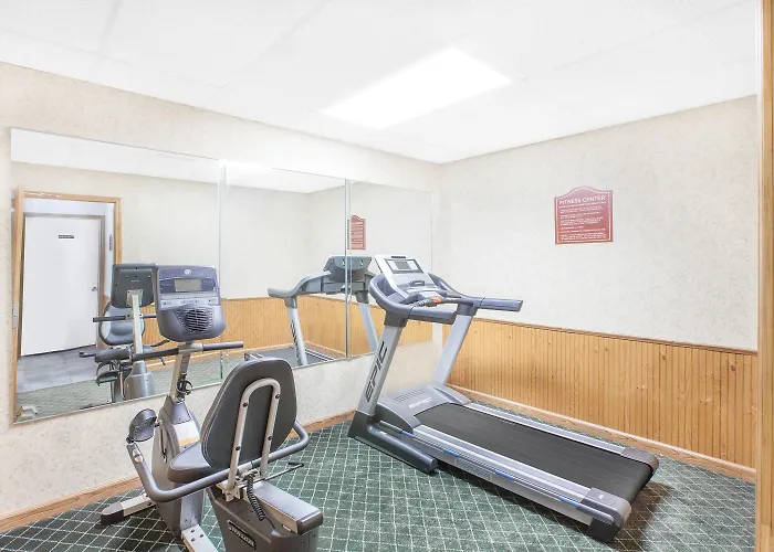Days Inn By Wyndham Fayetteville