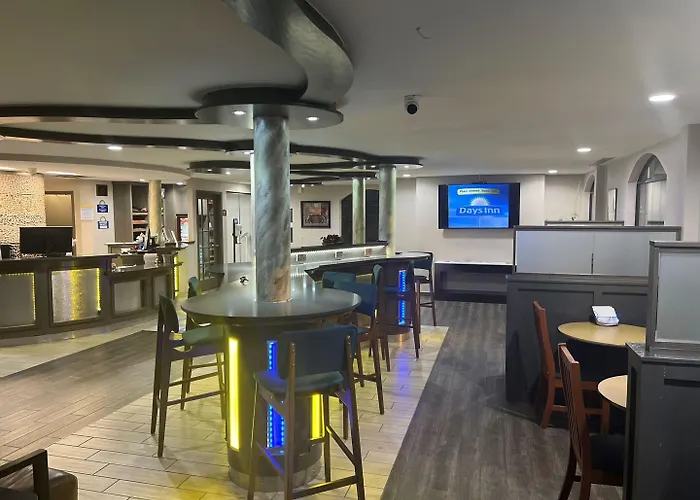 Days Inn By Wyndham Fayetteville