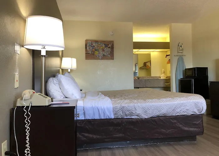 Econo Lodge Dothan West