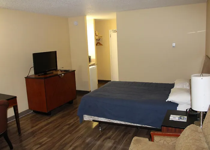 Travelodge By Wyndham Swift Current