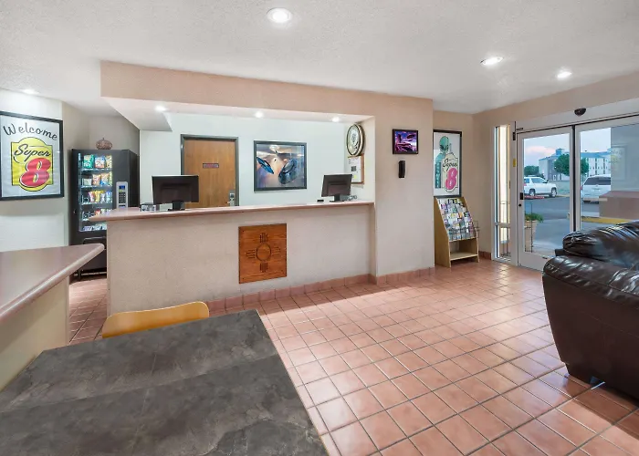 Super 8 By Wyndham Roswell