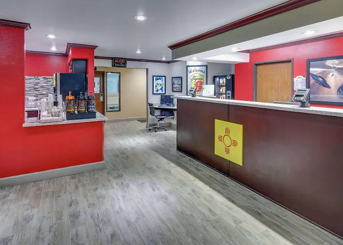 Super 8 By Wyndham Roswell