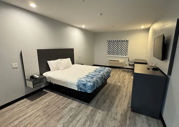 Americas Best Value Inn & Suites Haltom City Ft. Worth