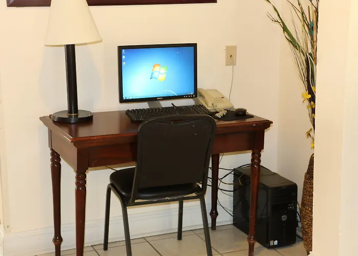 American Elite Inn