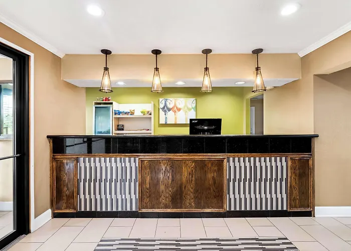 Best Western Gateway Inn