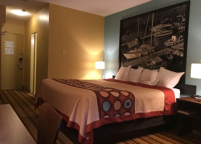 Super 8 By Wyndham Thunder Bay