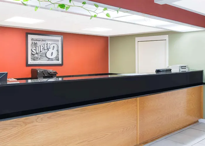 Super 8 By Wyndham Dothan