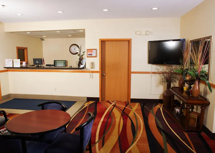 Dutch Inn And Suites