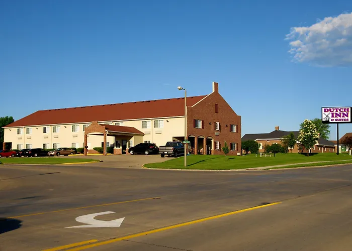Dutch Inn And Suites