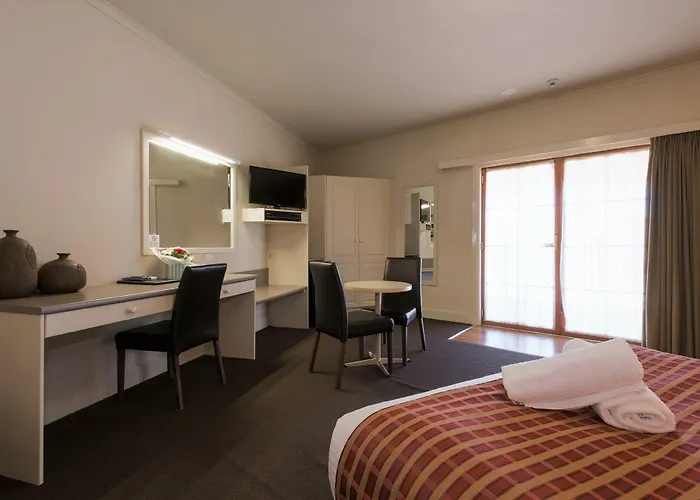 Bowen Inn Motel