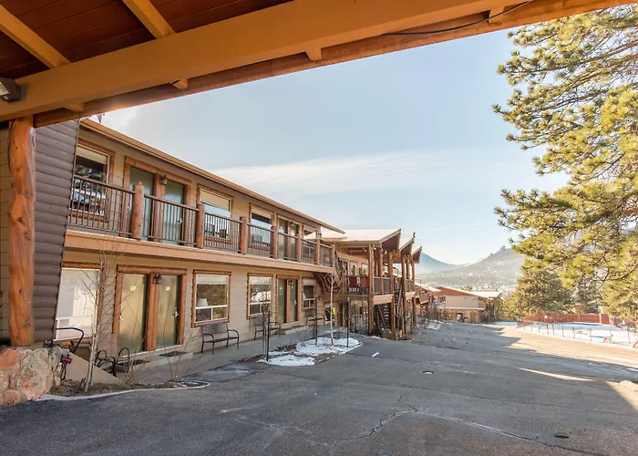 Hotel Estes