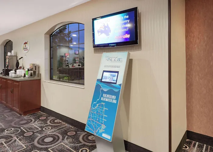 Super 8 By Wyndham Marysville/Port Huron Area