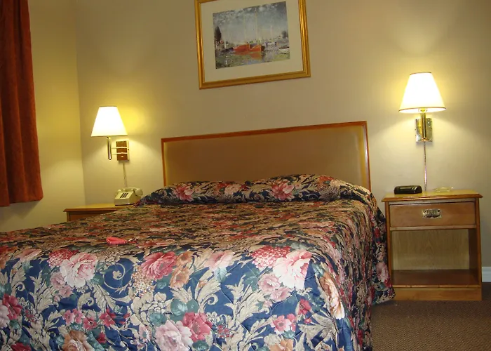 Royal Napanee Inn