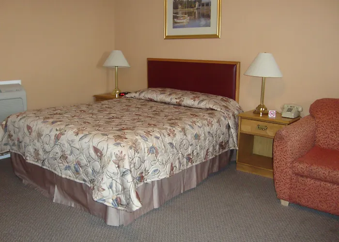 Royal Napanee Inn