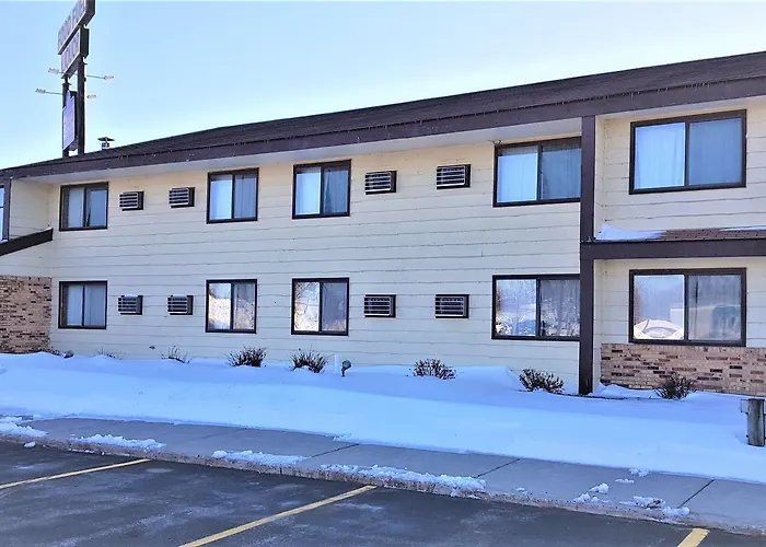 Amerivu Inn & Suites-Avon