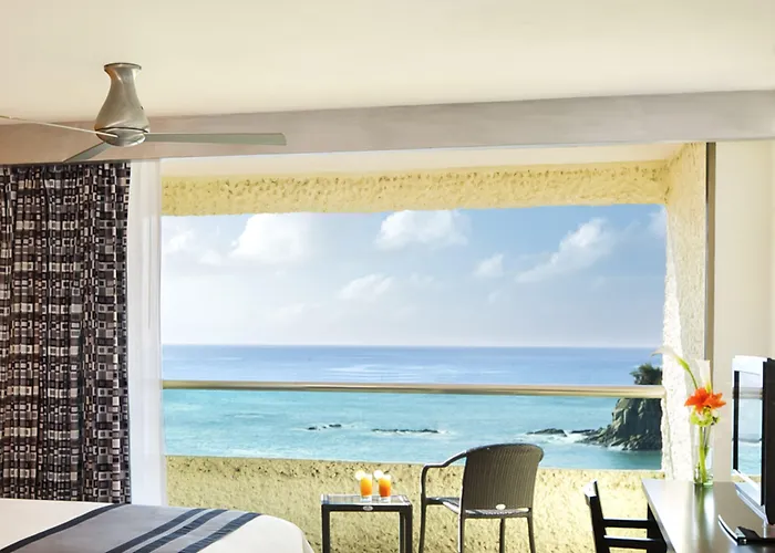 Dreams Huatulco Resort & Spa