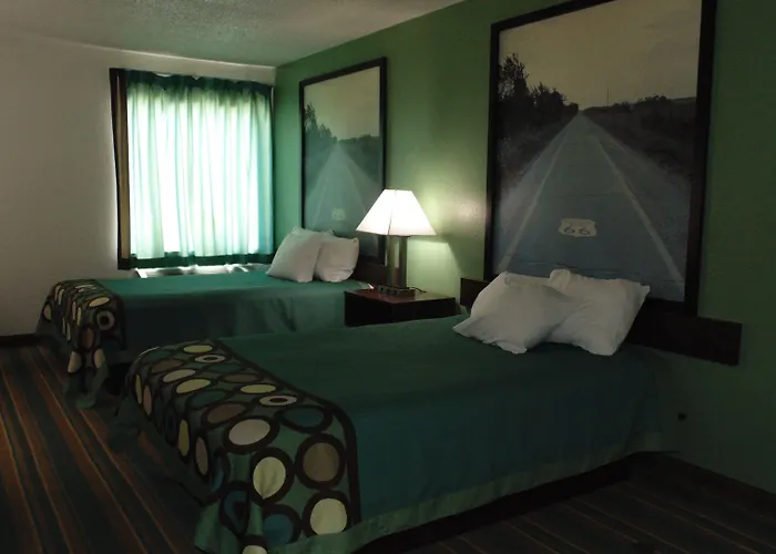 Super 8 By Wyndham Sapulpa/Tulsa Area