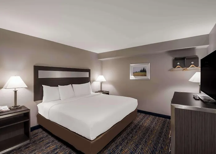 Americas Best Value Inn Farmington