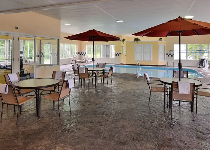 Red Roof Inn Sandusky - Milan