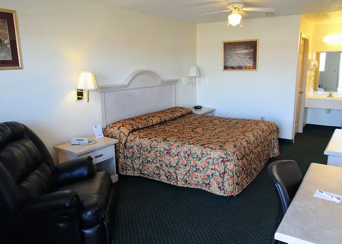 Country Hearth Inn-Union City