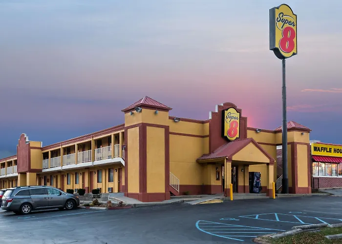 Super 8 By Wyndham Indianapolis-Southport Rd