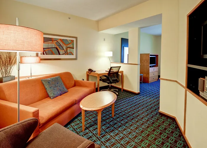 Fairfield Inn & Suites By Marriott Saratoga Malta