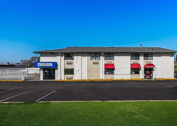 Americas Best Value Inn - Lincoln Airport