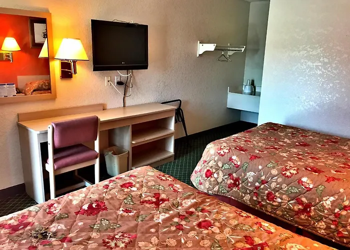 Qc Stay Inn