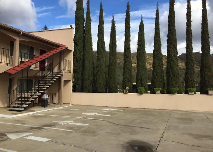 The Yosemite Inn