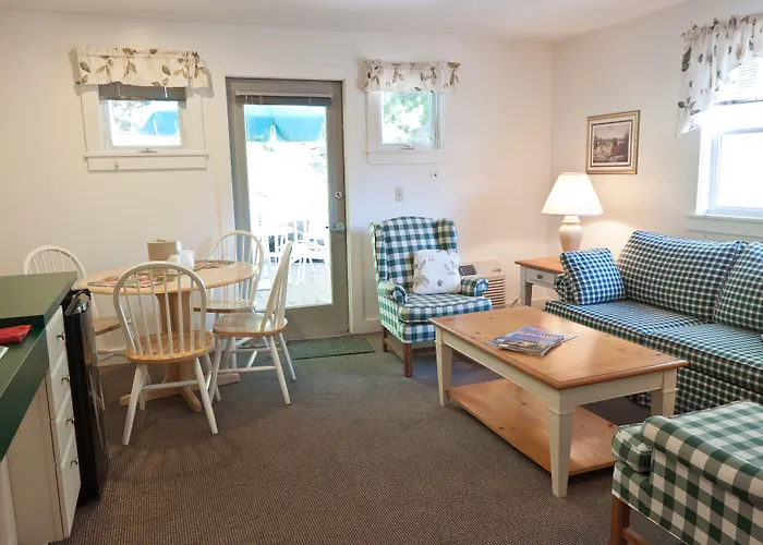 Mount Battie Inn