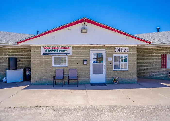 Green Acre Motel By Oyo Near Rush County Airport
