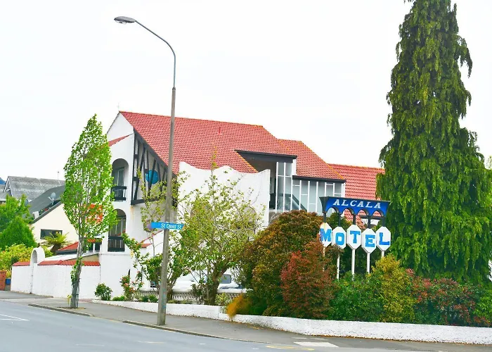 Alcala Motor Lodge