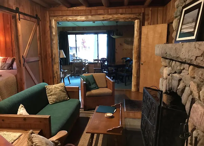 Covewood Lodge